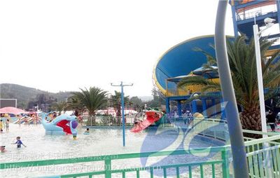 玻璃鋼水上樂(lè)園設(shè)備制造廠家、人工造浪設(shè)施、新潮游樂(lè)兒童水屋