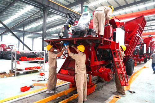 新鄉(xiāng)一拖興衰史 曾被譽為中國特大機械制造廠,董事長卻帶頭跑路